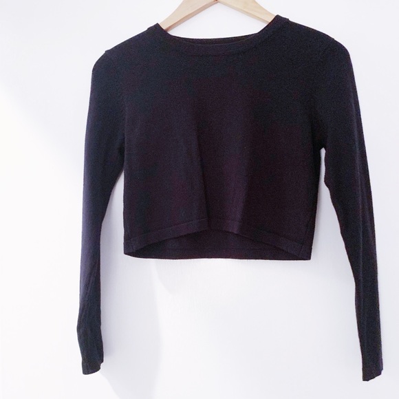 Brandy Melville Cropped Long Sleeve Top - Picture 3 of 6